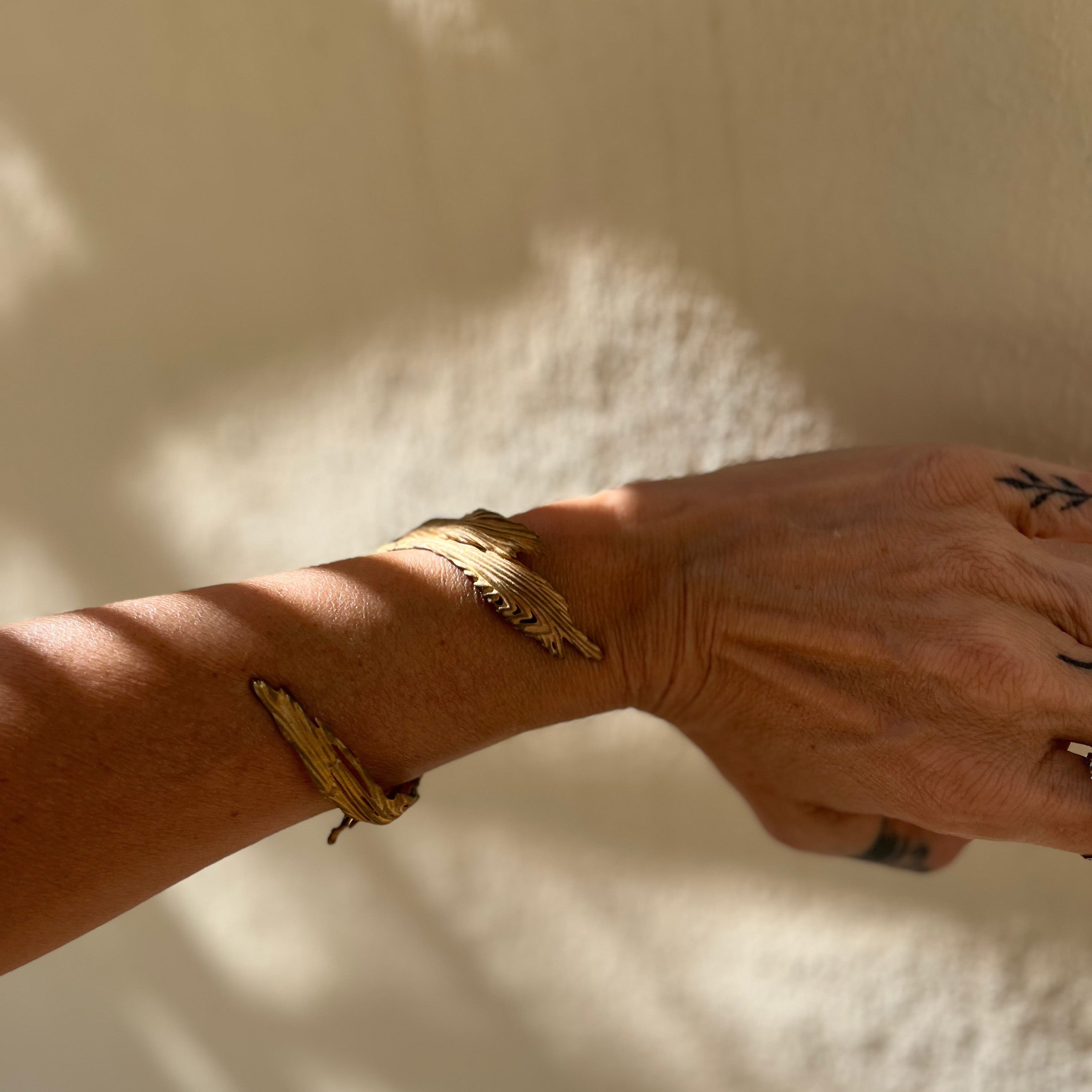 The Acanto Bracelet