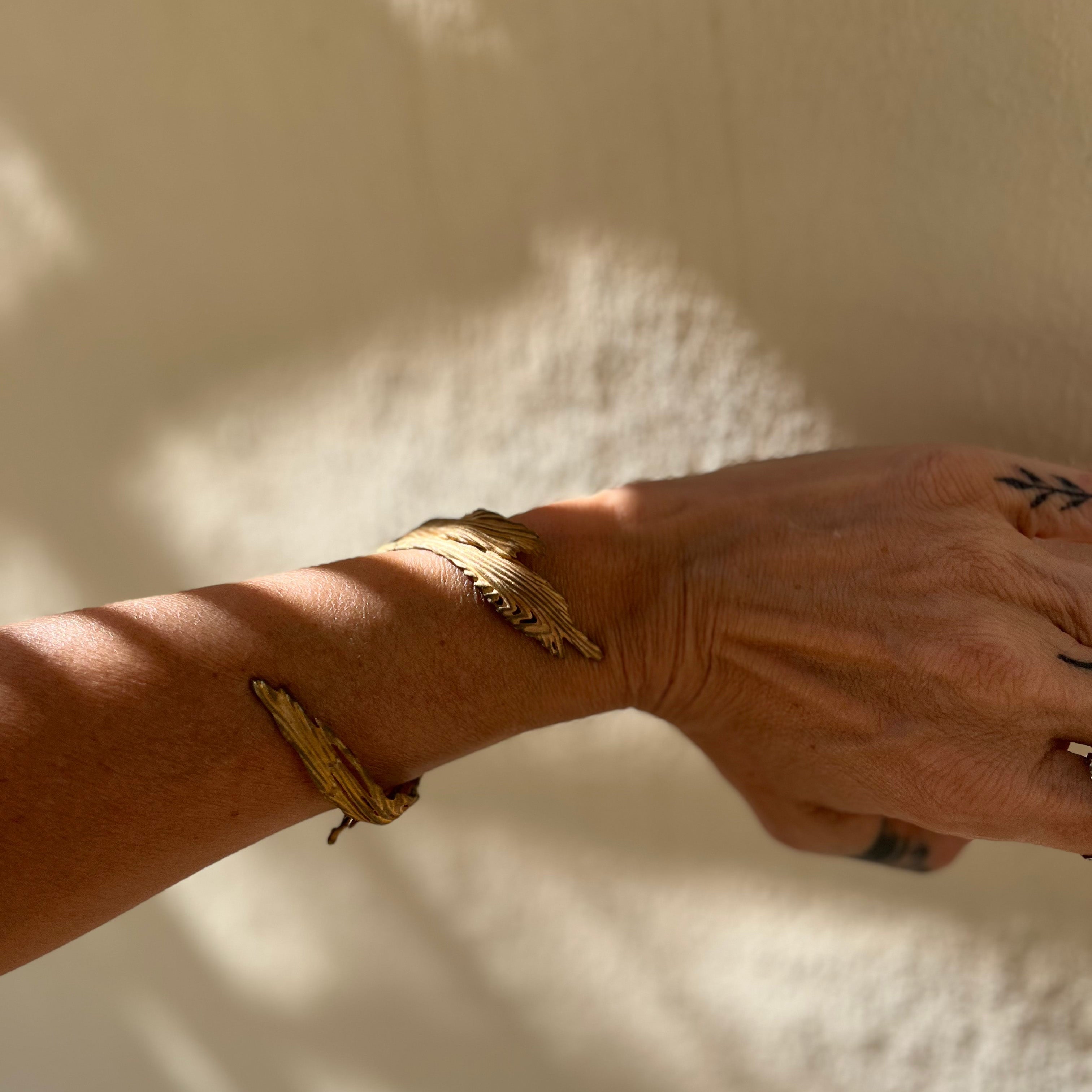 The Acanto Bracelet