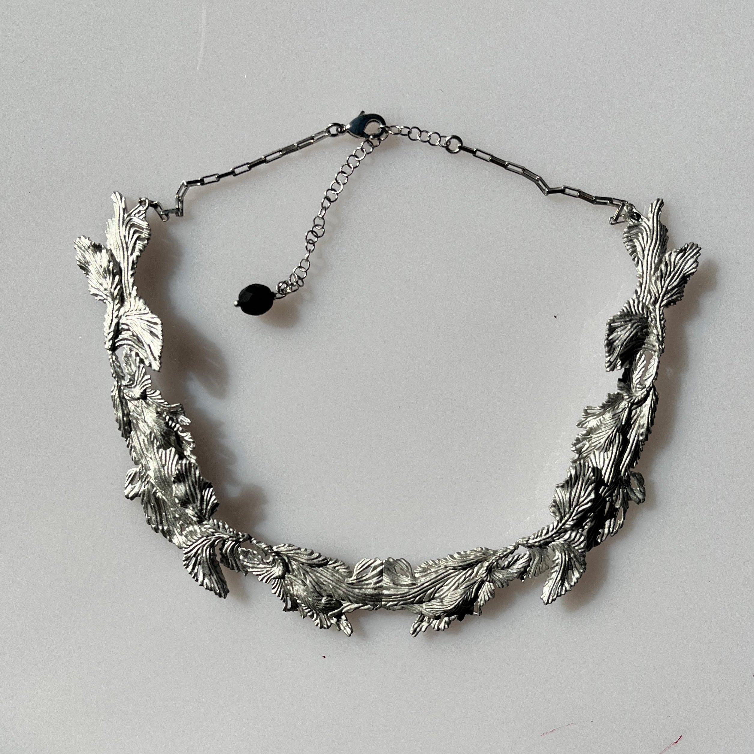 Acanto Chocker