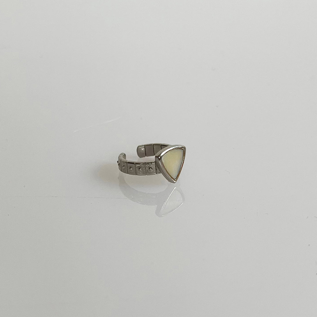 Empire Ring