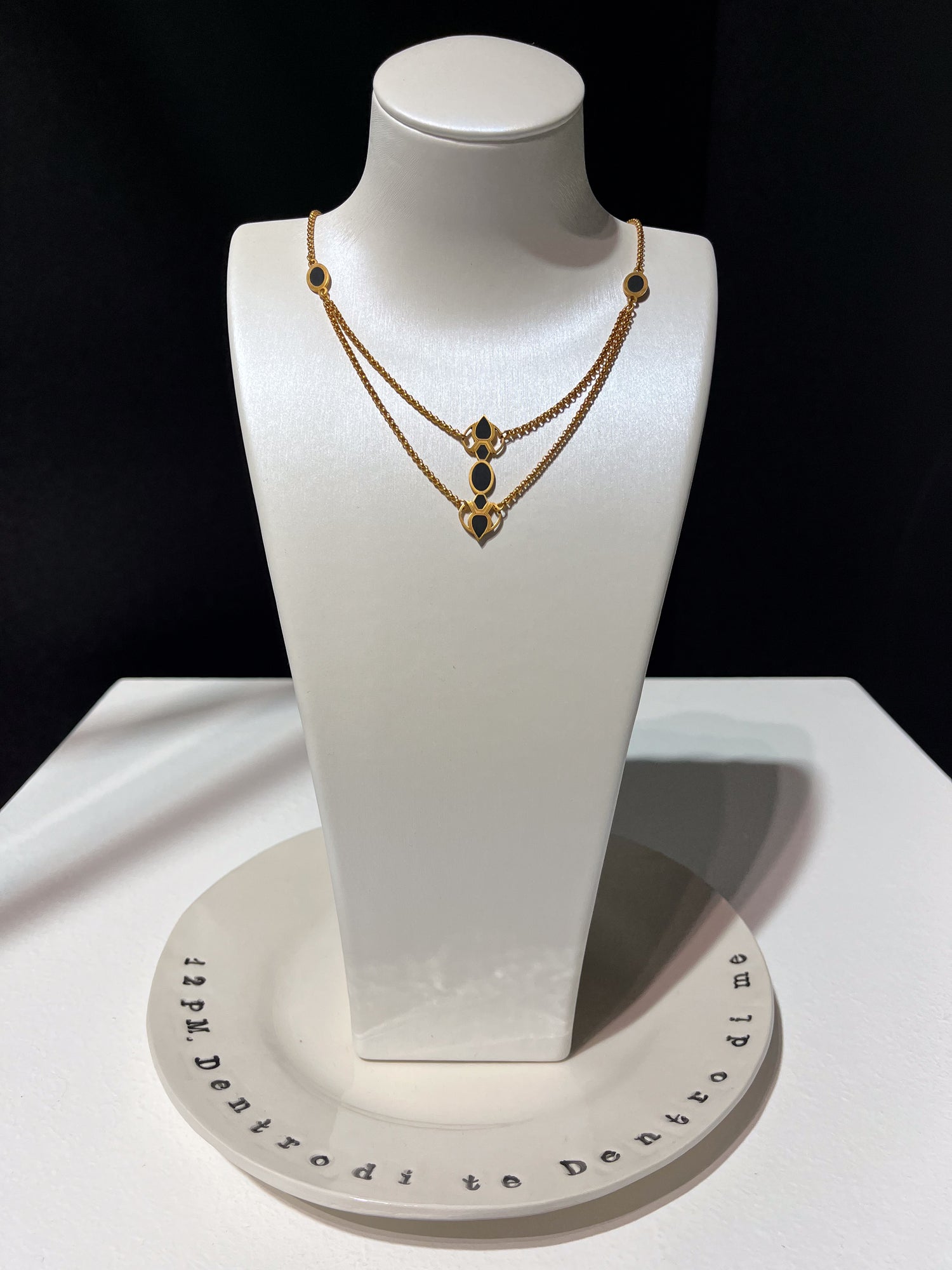 DarkMe Collana