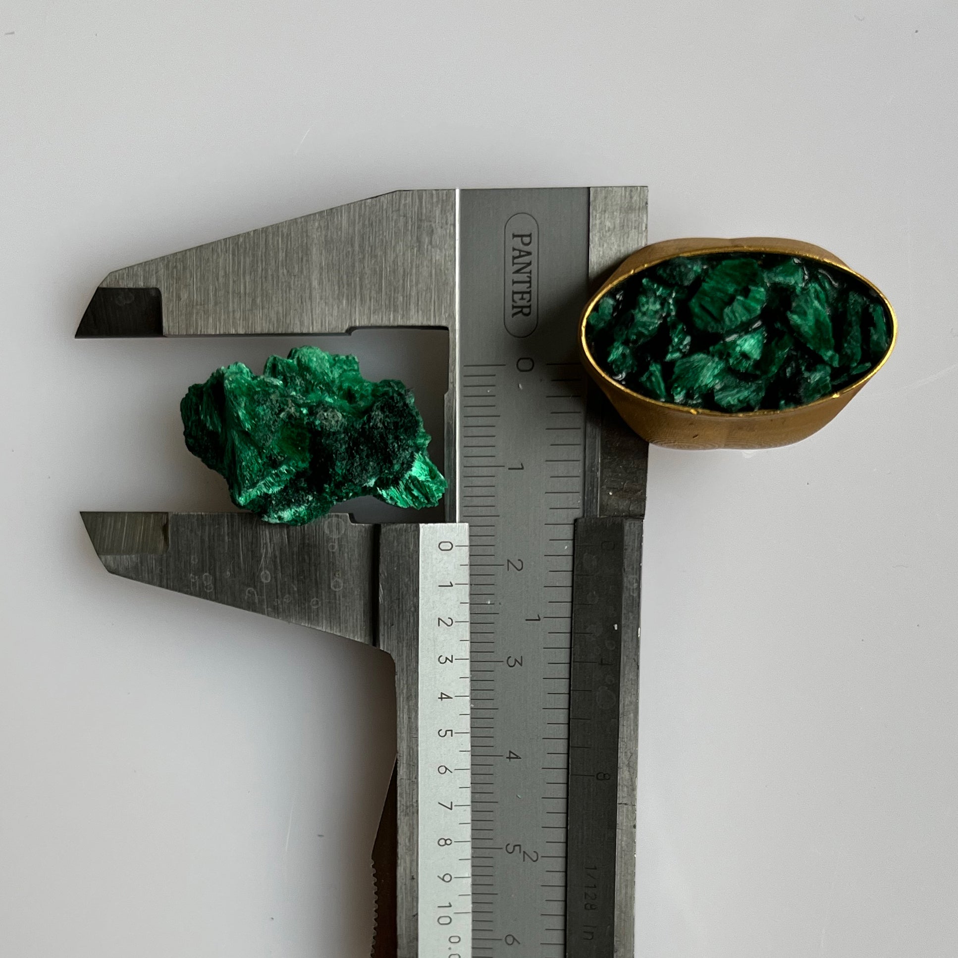 Uranio Anello
